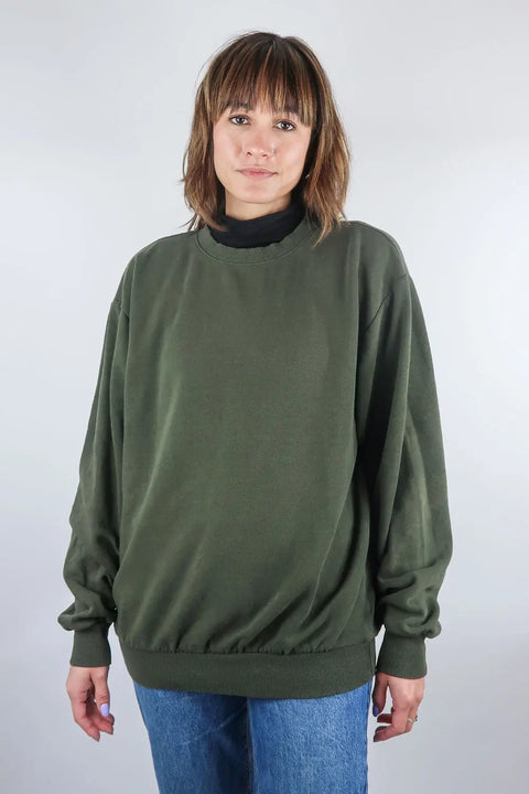 Pullover, grün, M/L wearing between mondays