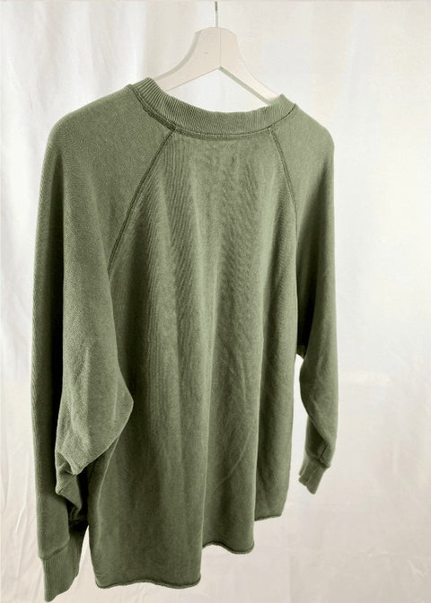Sweater, army-green S/M "Patch Janna" wearing between mondays